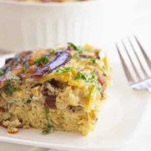 Bacon, Mushroom and Spinach Breakfast Casserole- this is a hearty breakfast casserole that is full of flavor and easy to put together! countrysidecravings.com