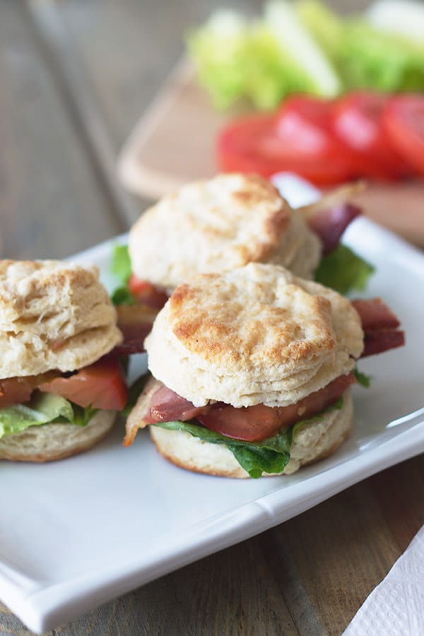 BLT Biscuit Sliders -perfect little sandwiches for entertaining and you can use store bought dough too! | countrysidecravings.com
