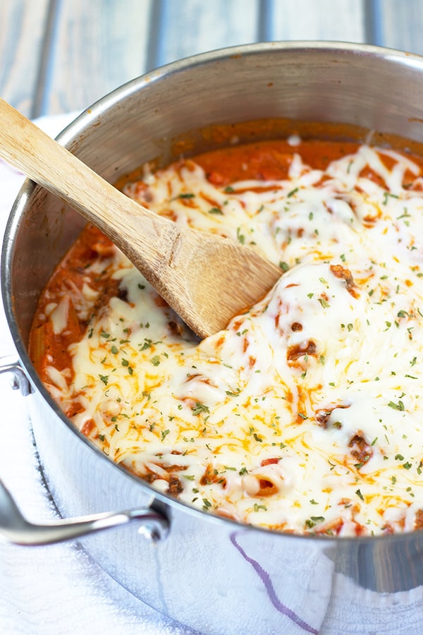 These Meatballs and Penne in Creamy Marinara Sauce is a quick one pot wonder that is loaded with flavor! | Countryside Cravings