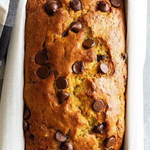 This Easy Banana Bread is the BEST banana bread!! It's perfectly moist, not gummy, and the perfect canvas for any additions!! #easyrecipe #bananabread #quickbread