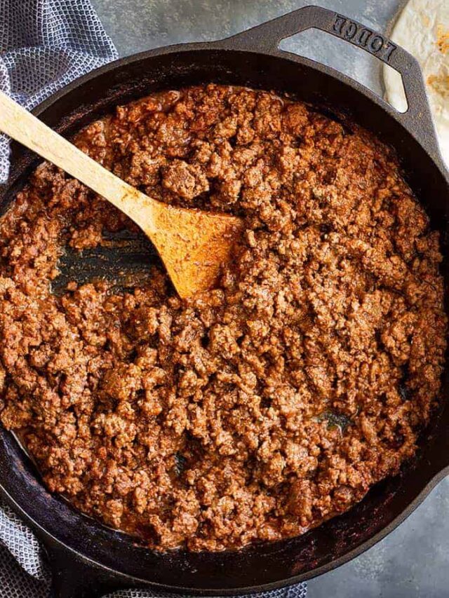 Homemade Ground Beef Taco Meat -a great taco meat recipe that can be made with beef, turkey, or ground chicken. Quick and easy and perfect for tacos, burritos, or nachos!